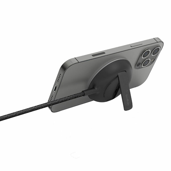 Belkin Boost Charge Pro Wireless Charger Pad mit MagSafe 15W Black Neu